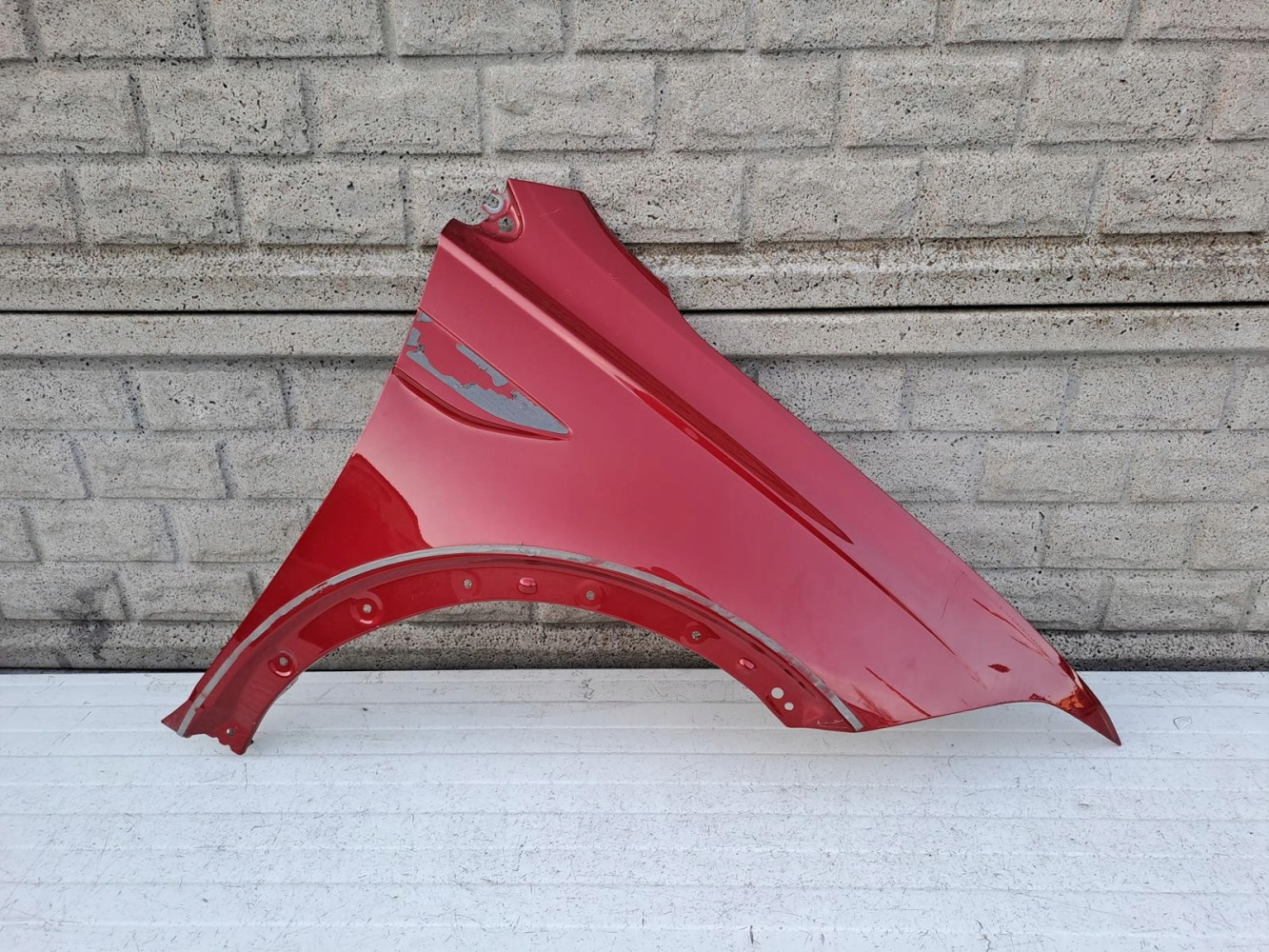 VW TAIGO BŁOTNIK PRAWY PRZEDNI NOWY MODEL - (13251184494)