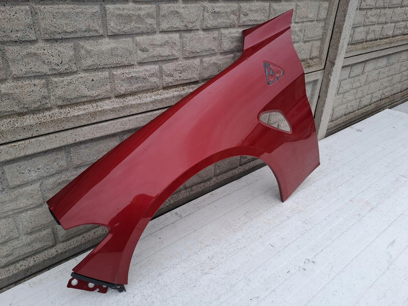 ALFA ROMEO GIULIA QUADRIFOGLIO QV BŁOTNIK LEWY - (13270344540)