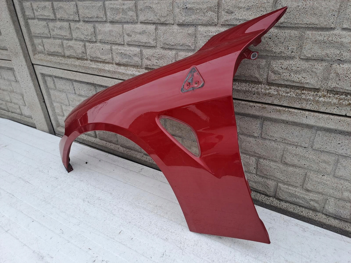 ALFA ROMEO GIULIA QUADRIFOGLIO QV BŁOTNIK LEWY - (13270344540)