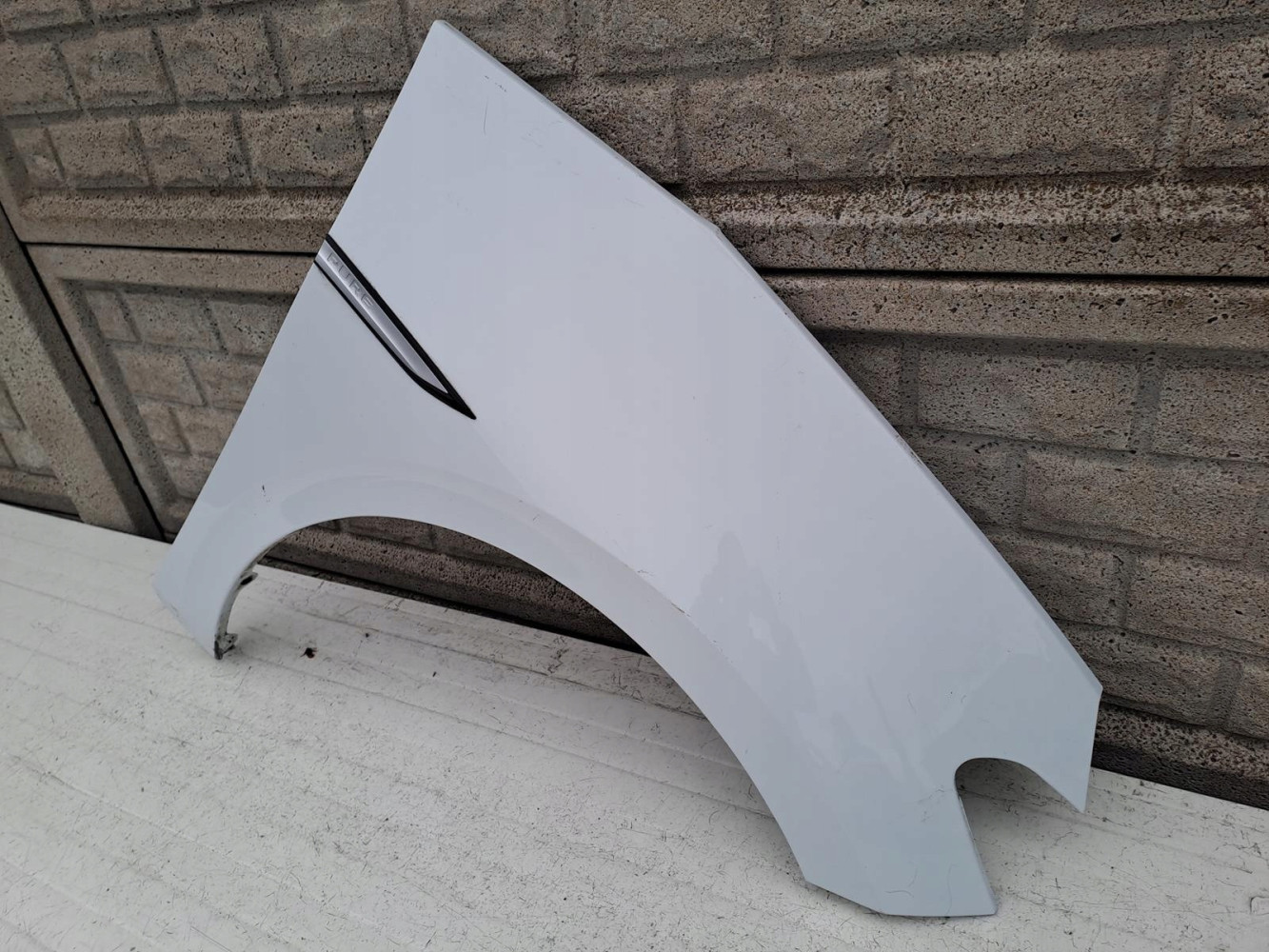 VW ID3 ID 3 III 2019-2022 BŁOTNIK PRAWY PRZEDNI - (13270356139)