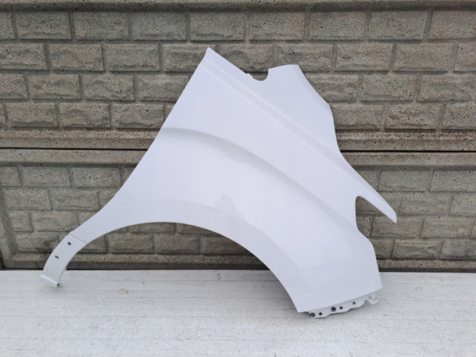 HYUNDAI H1 H-1 18-22 BŁOTNIK PRZEDNI PRAWY - (13284367368)