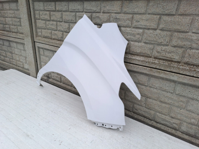 HYUNDAI H1 H-1 18-22 BŁOTNIK PRZEDNI PRAWY - (13284367368)