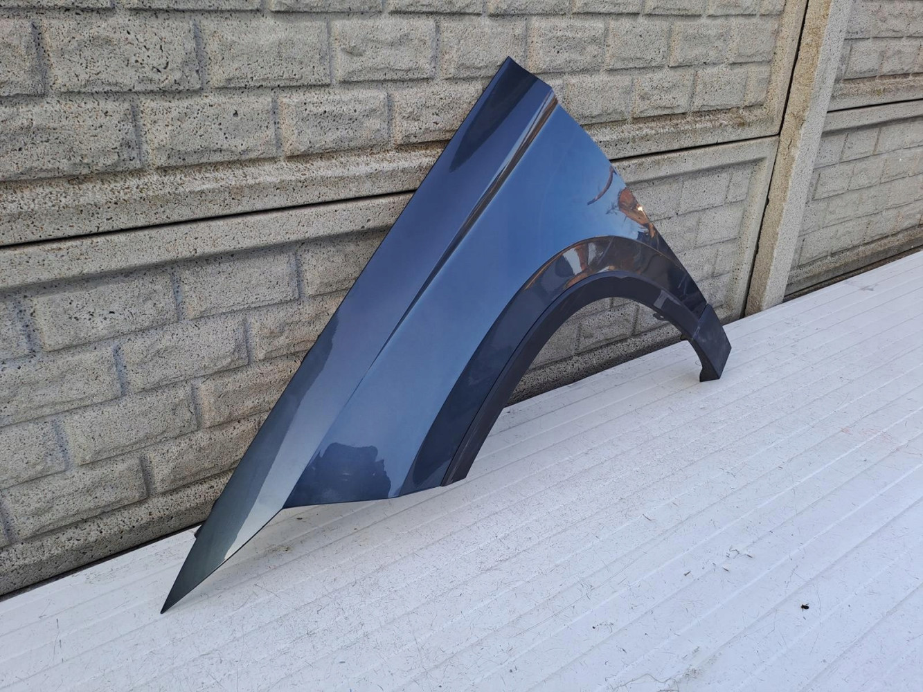 SEAT ATECA BŁOTNIK LEWY PRZEDNI - (13289995949)