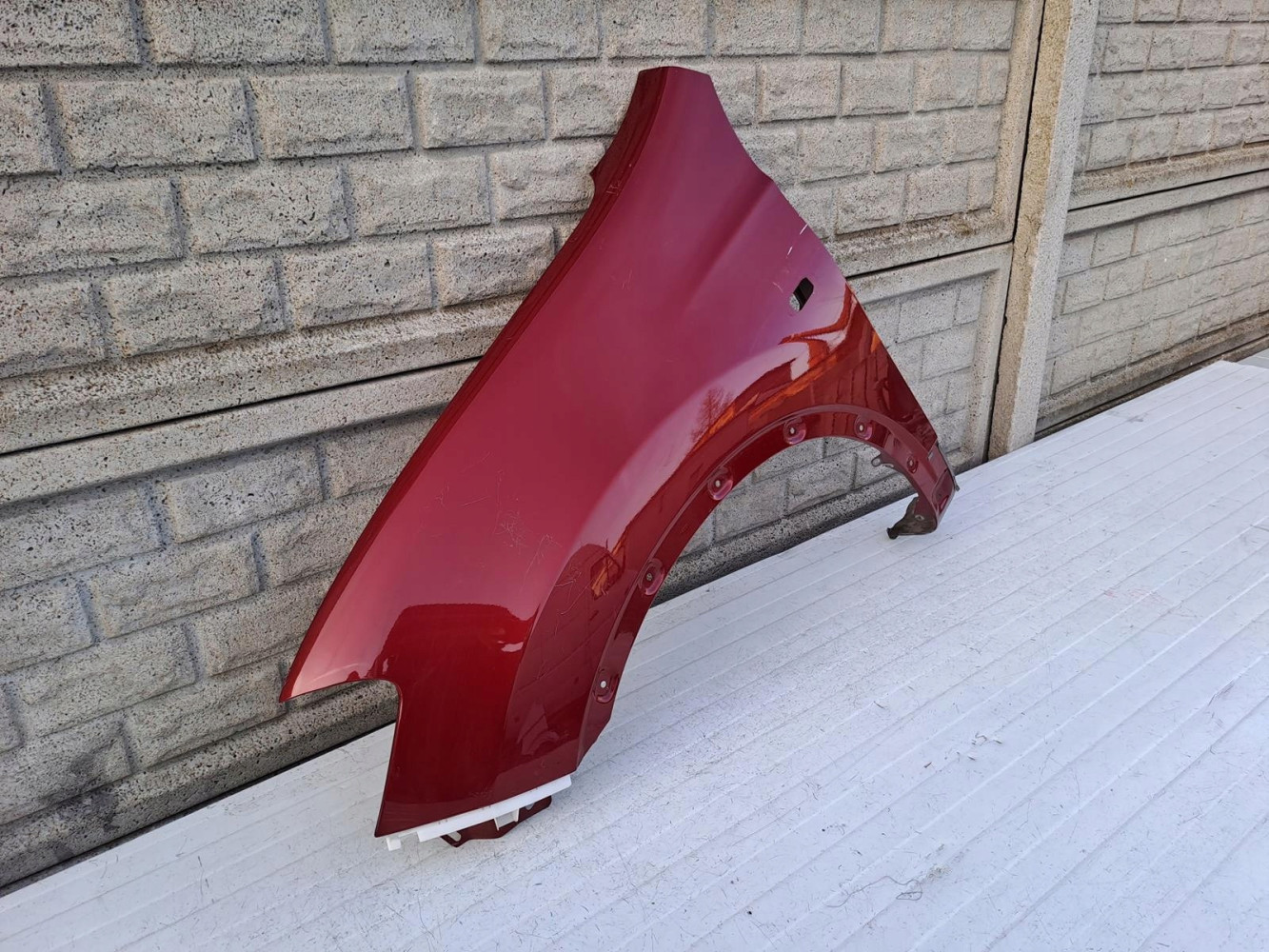 NISSAN QASHQAI 10-13 LIFT BŁOTNIK PRZEDNI LEWY - (13290080852)