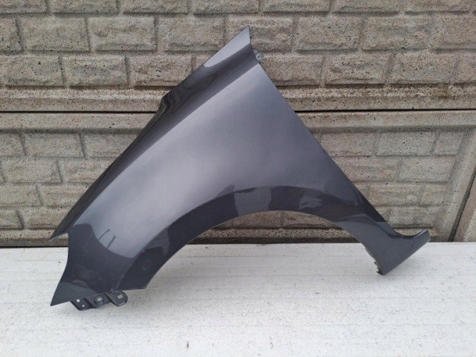 SUZUKI SWIFT MK8 17-22 BŁOTNIK PRZEDNI LEWY - (13297296400)