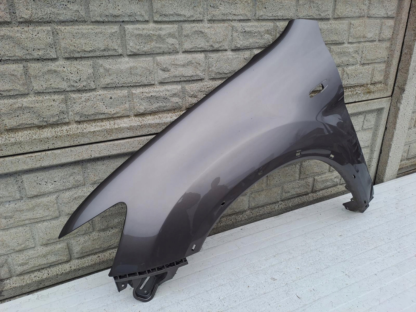 MITSUBISHI ASX 15-20 LIFT BŁOTNIK LEWY PRZEDNI - (13297478632)