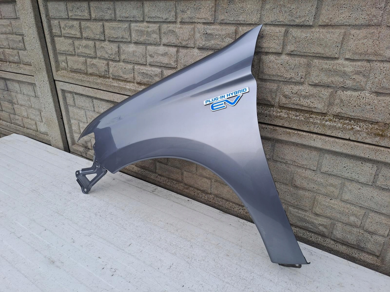 MITSUBISHI OUTLANDER 13-20 LIFT BŁOTNIK LEWY - (13308662618)