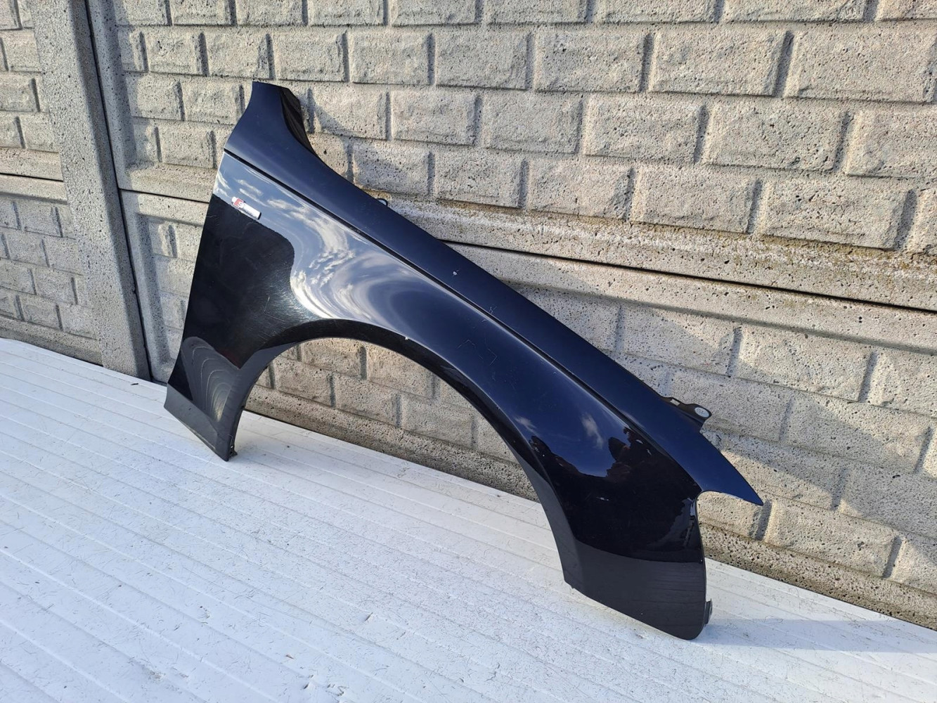 AUDI A4 B8 LIFT 12-16 BŁOTNIK PRZEDNI PRAWY - (13319704105)