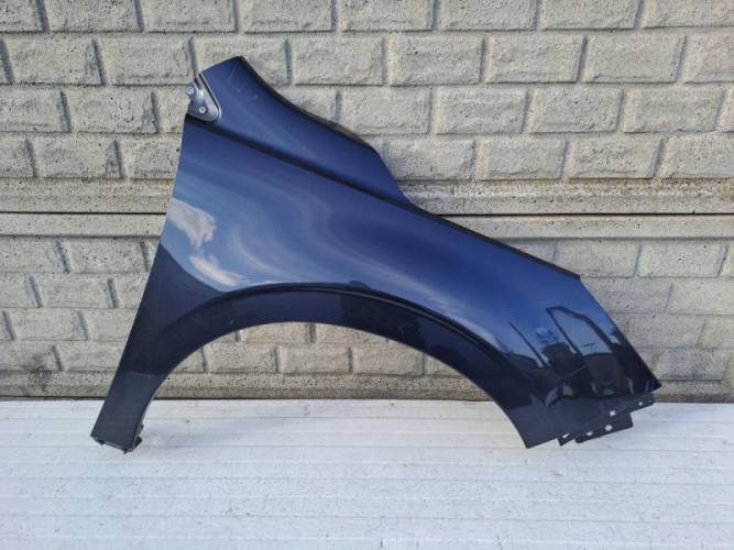 SUBARU FORESTER 13-19 BŁOTNIK PRZEDNI PRAWY - (13319877388)