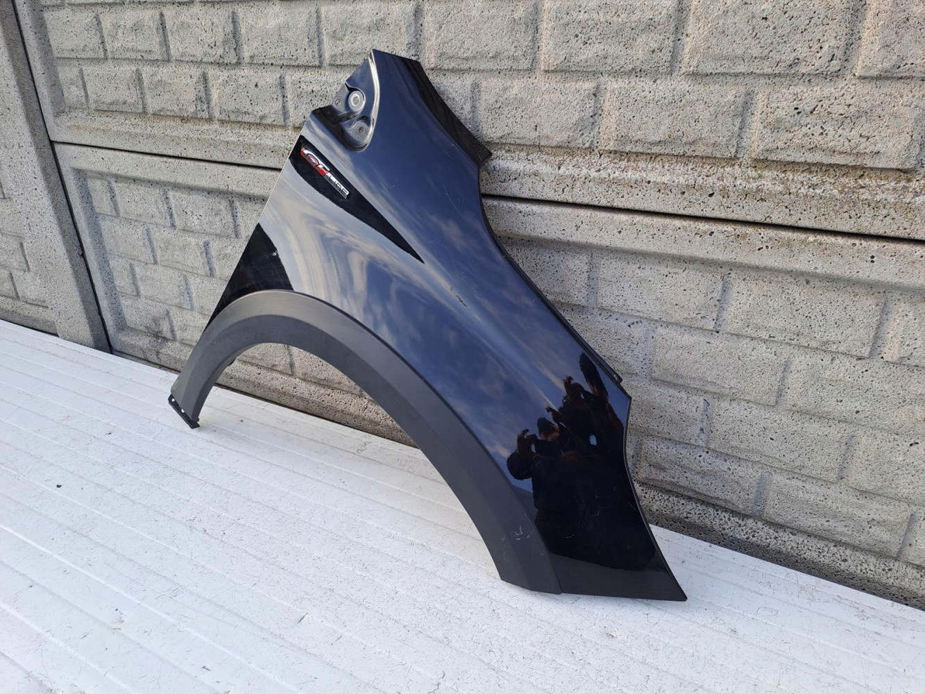 PEUGEOT 2008 14-18 BŁOTNIK PRZEDNI PRAWY - (13319949927)