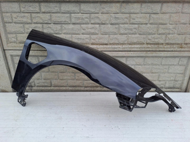 PORSCHE TAYCAN 9J1 9 J BŁOTNIK PRZEDNI PRAWY - (13333622288)