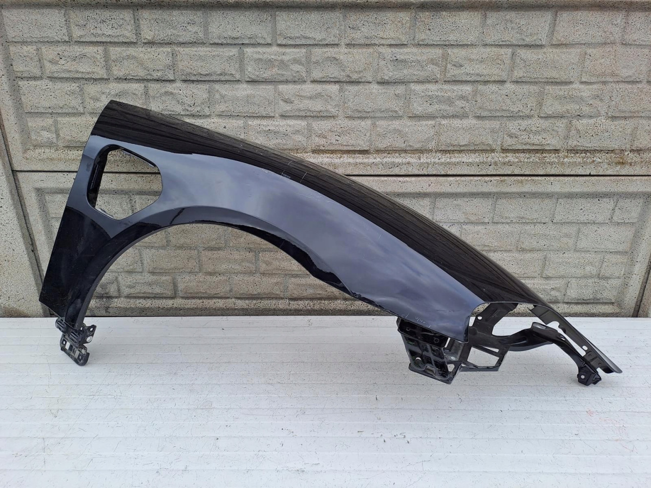 PORSCHE TAYCAN 9J1 9 J BŁOTNIK PRZEDNI PRAWY - (13333622288)
