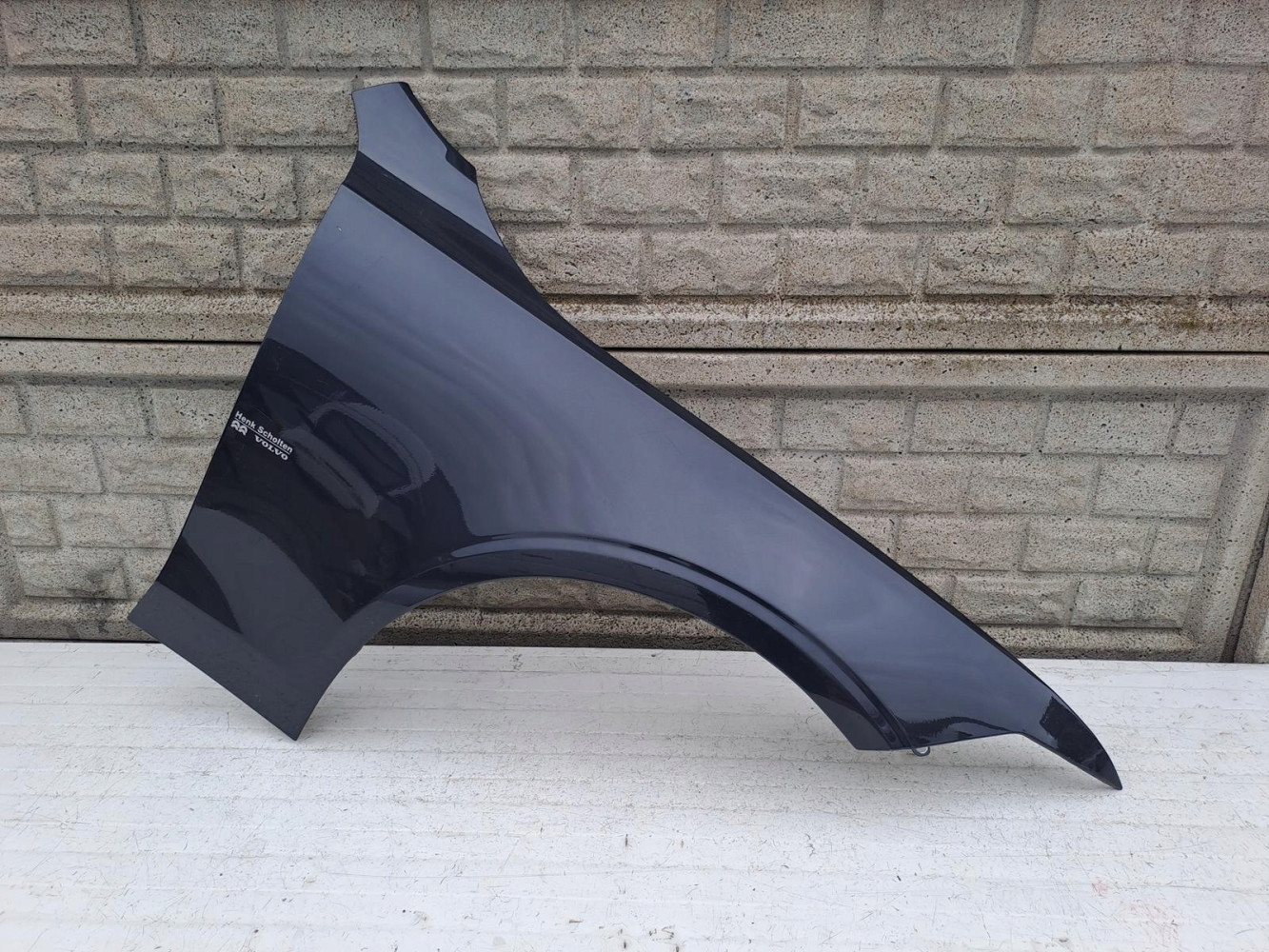 VOLVO S90 V90 16 - 23 BŁOTNIK PRZEDNI PRAWY - (13346089107)