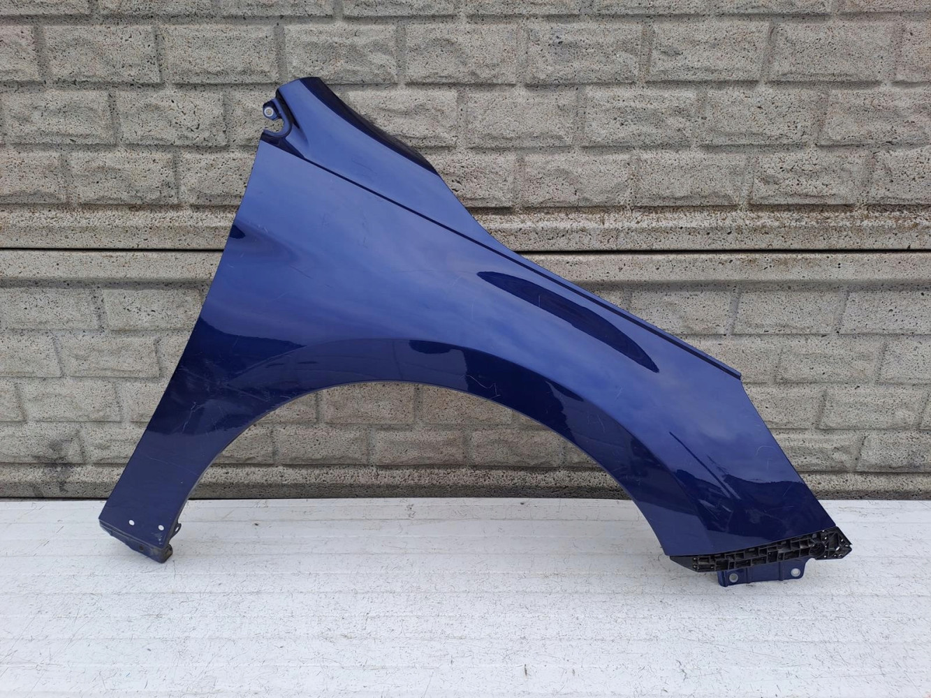 SUBARU OUTBACK LEGACY 14-19 BŁOTNIK PRZEDNI PRAWY - (13346124628)