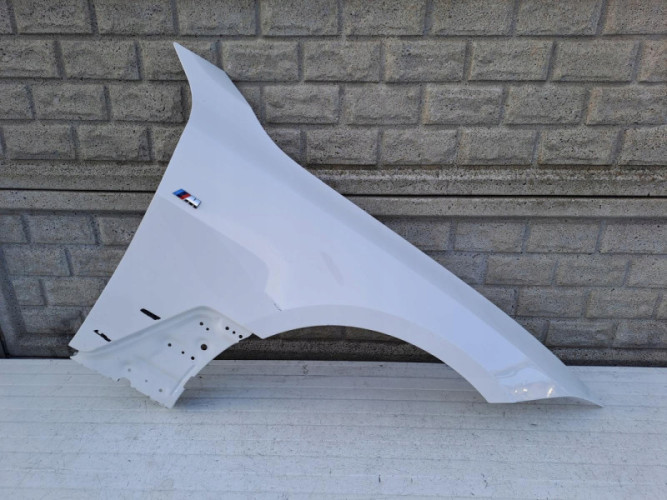 BMW I4 i4 G24 G26 GRAN COUPE BŁOTNIK PRAWY - (13346203520)