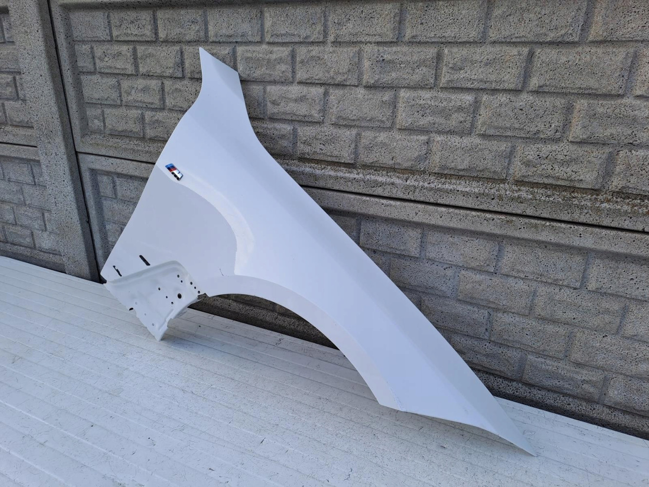 BMW I4 i4 G24 G26 GRAN COUPE BŁOTNIK PRAWY - (13346203520)