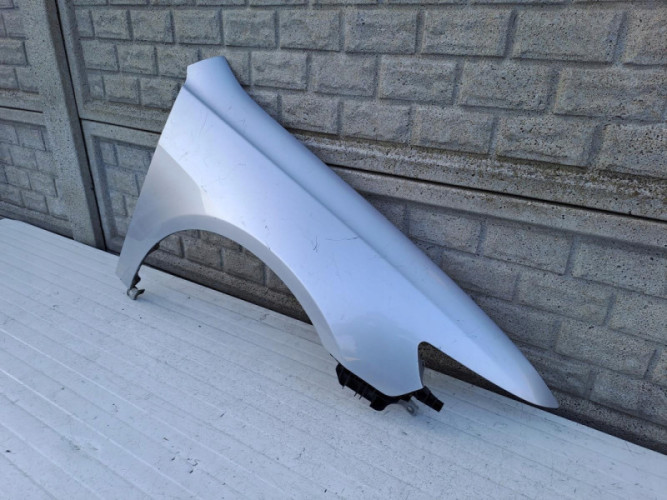 BŁOTNIK PRZEDNI PRAWY HONDA ACCORD 03 - 08 - (13356016606)