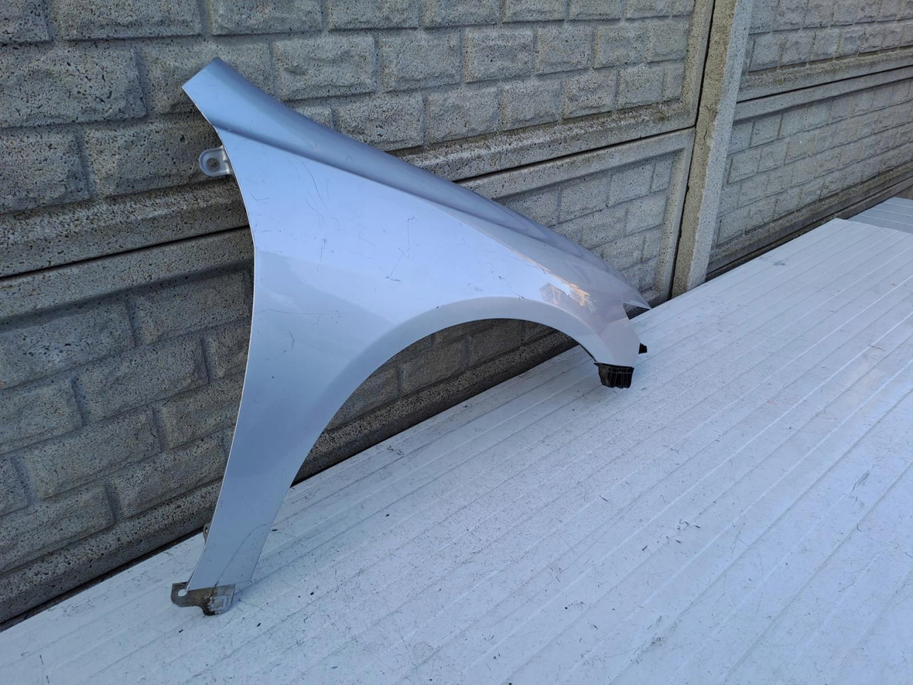 BŁOTNIK PRZEDNI PRAWY HONDA ACCORD 03 - 08 - (13356016606)