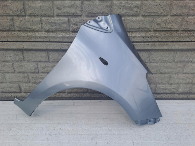 TOYOTA YARIS 2 II 05-12 BŁOTNIK PRAWY PRZÓD - (13371906835)