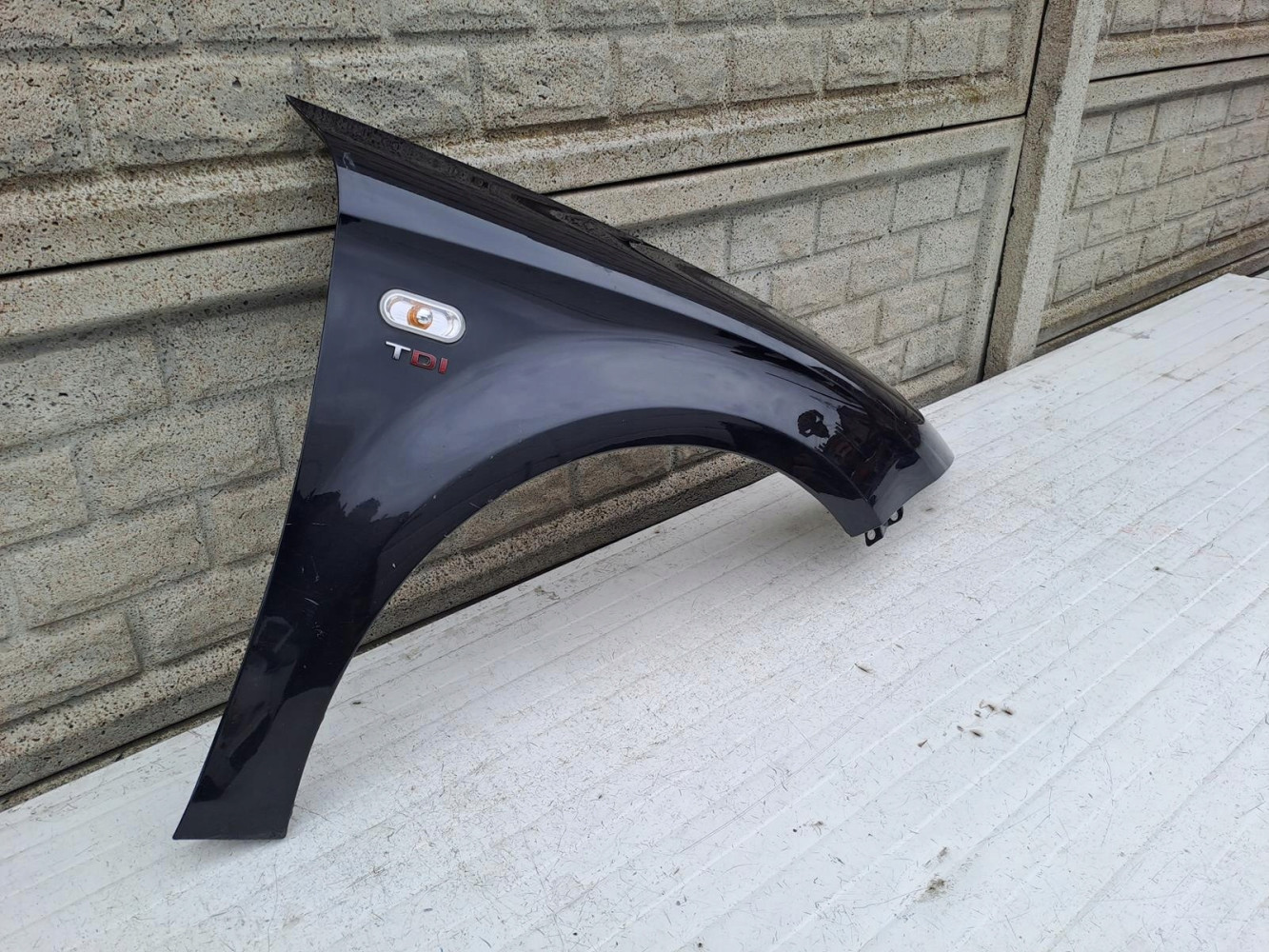 SEAT LEON 2 II 2005-2013 BŁOTNIK PRZEDNI PRAWY - (13386325036)