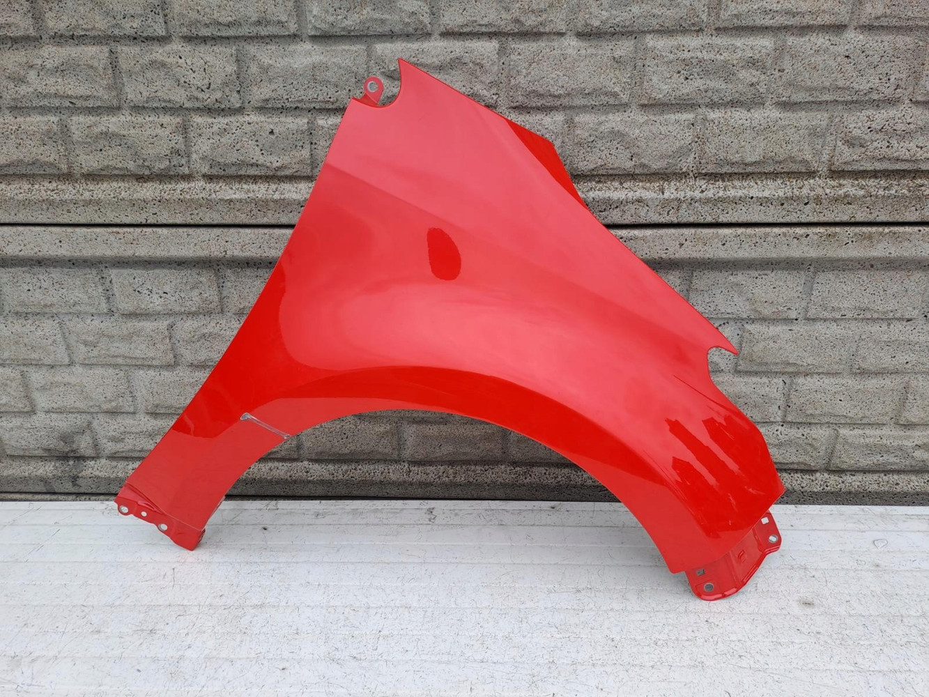 TOYOTA YARIS 4 IV 19-23 BŁOTNIK PRAWY PRZEDNI - (13386340221)