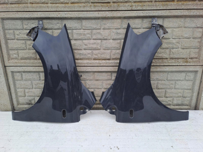 VW FOX 05-09 BŁOTNIK PRZEDNI PRAWY LEWY - (13386465049)