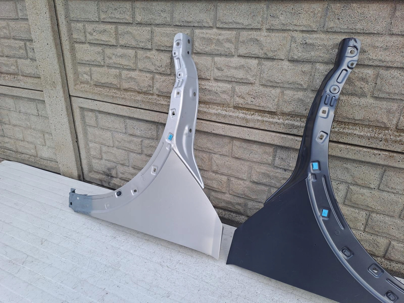 HYUNDAI IONIQ V 21-23 BŁOTNIK PRAWY LEWY PRZEDNI - (13386518587)