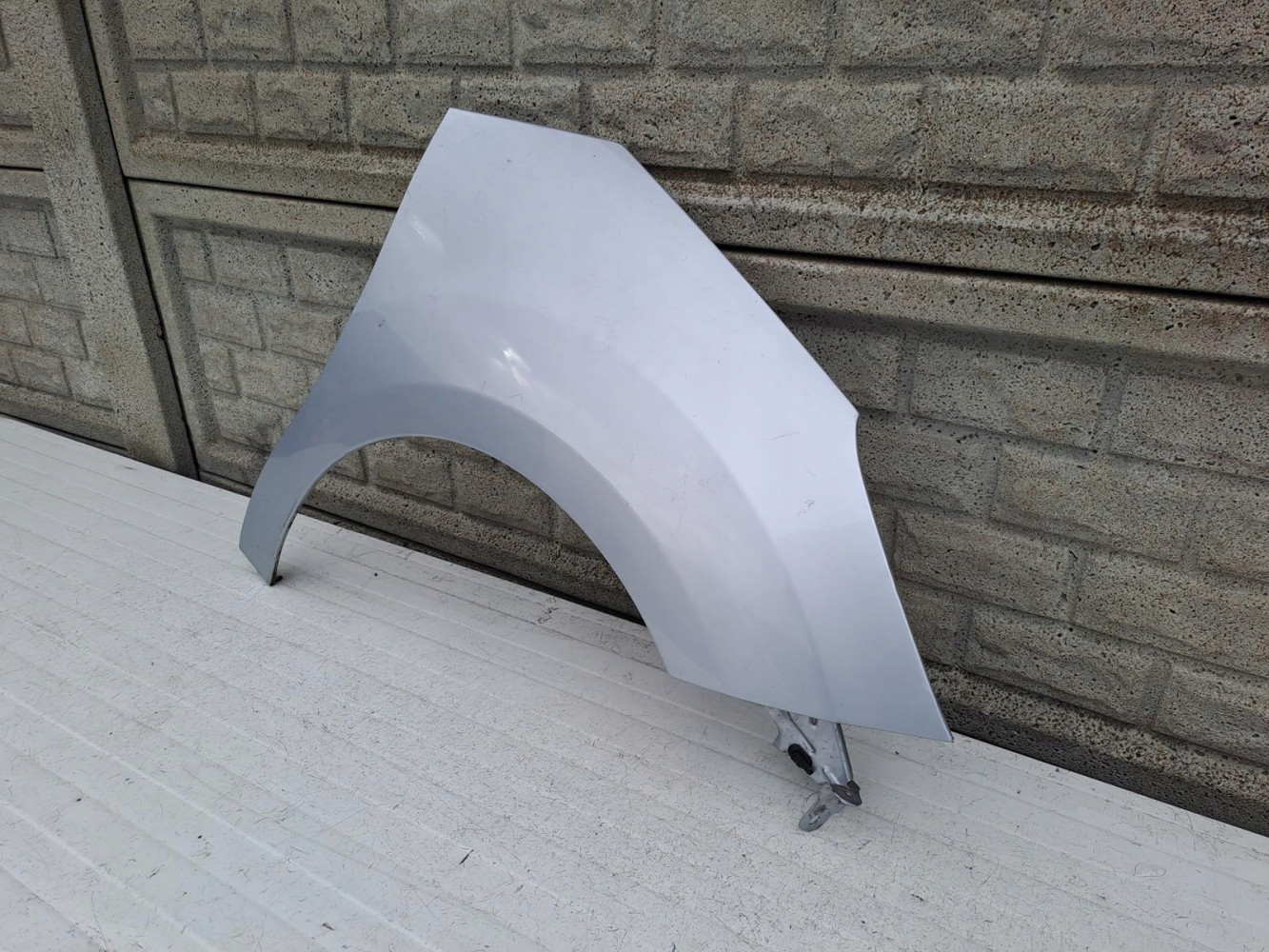CITROEN C3 DS3 09-18 BŁOTNIK PRAWY PRZEDNI - (13401807823)