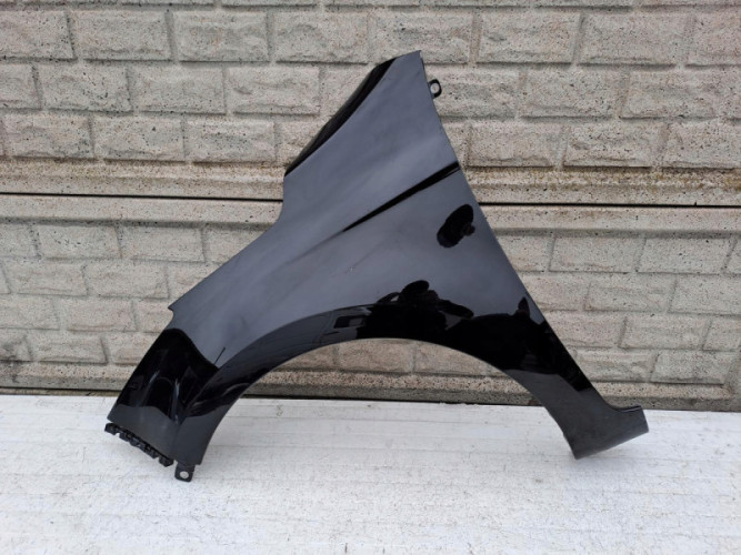 HYUNDAI I20 LIFT BŁOTNIK PRZEDNI LEWY - (13423650318)