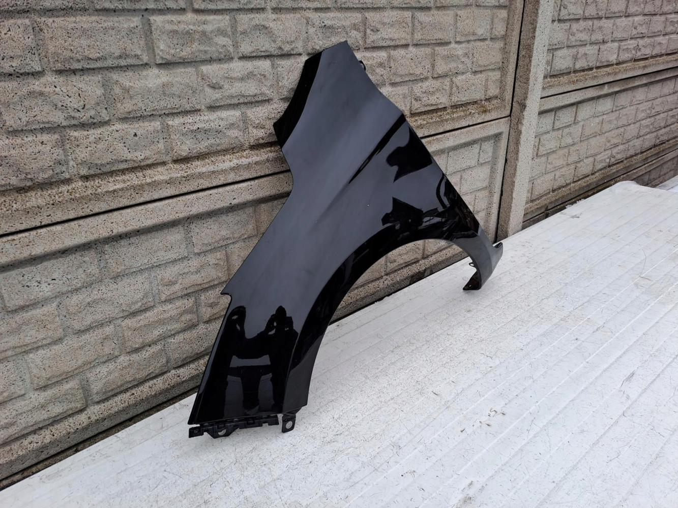 HYUNDAI I20 LIFT BŁOTNIK PRZEDNI LEWY - (13423650318)