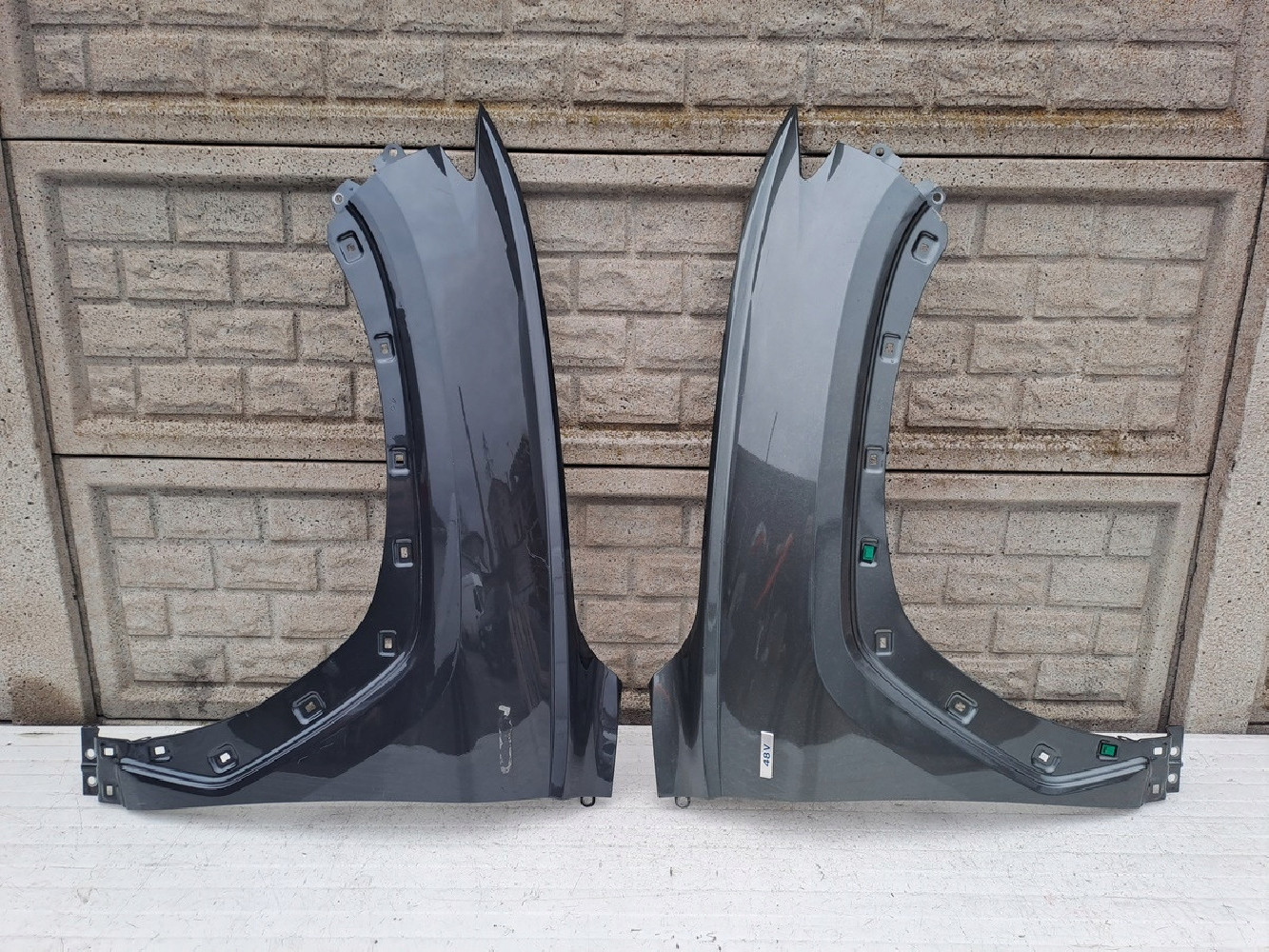 HYUNDAI TUCSON 21-23 BŁOTNIK PRZEDNI PRAWY LEWY - (13423885687)