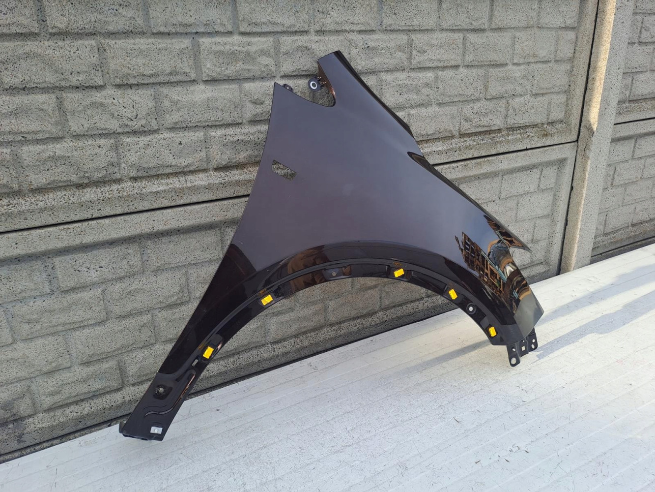 OPEL MOKKA BŁOTNIK PRAWY PRZEDNI - (13462497588)