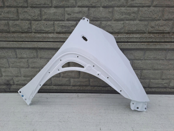 BŁOTNIK PRAWY PRZÓD TOYOTA AYGO X 22-23 - (13468070343)