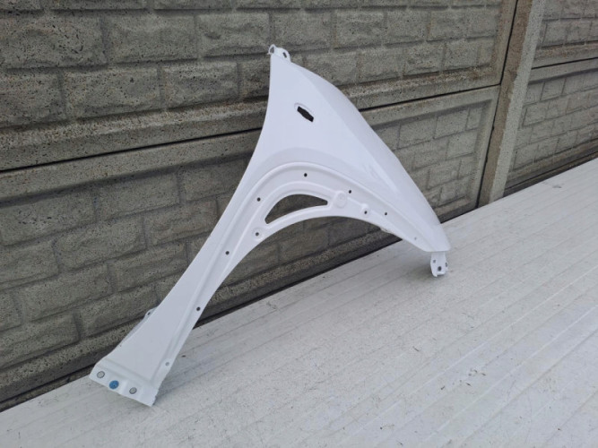 BŁOTNIK PRAWY PRZÓD TOYOTA AYGO X 22-23 - (13468070343)