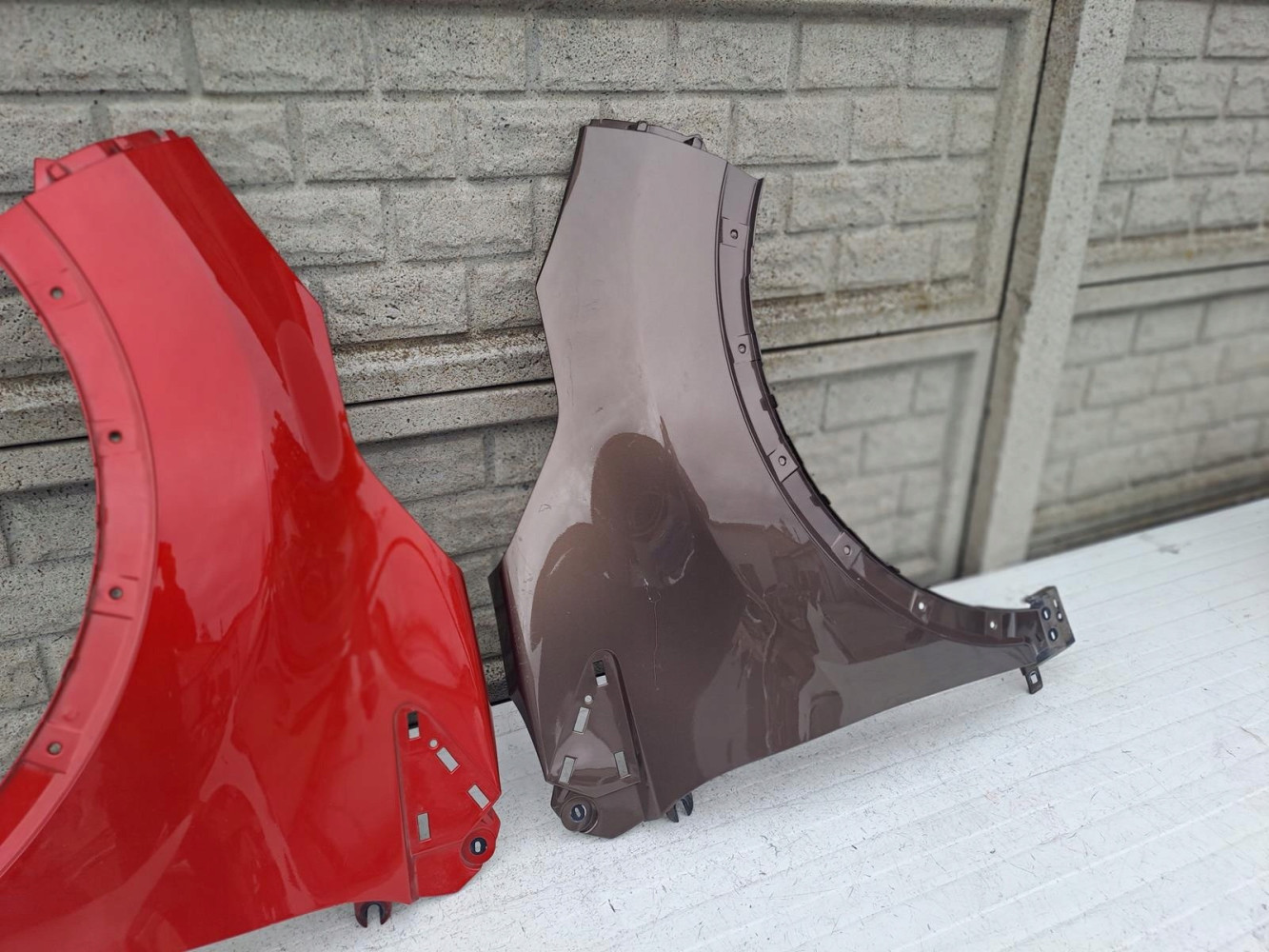 RENAULT CAPTUR 13-18 BŁOTNIK PRZEDNI PRAWY LEWY - (13468131603)