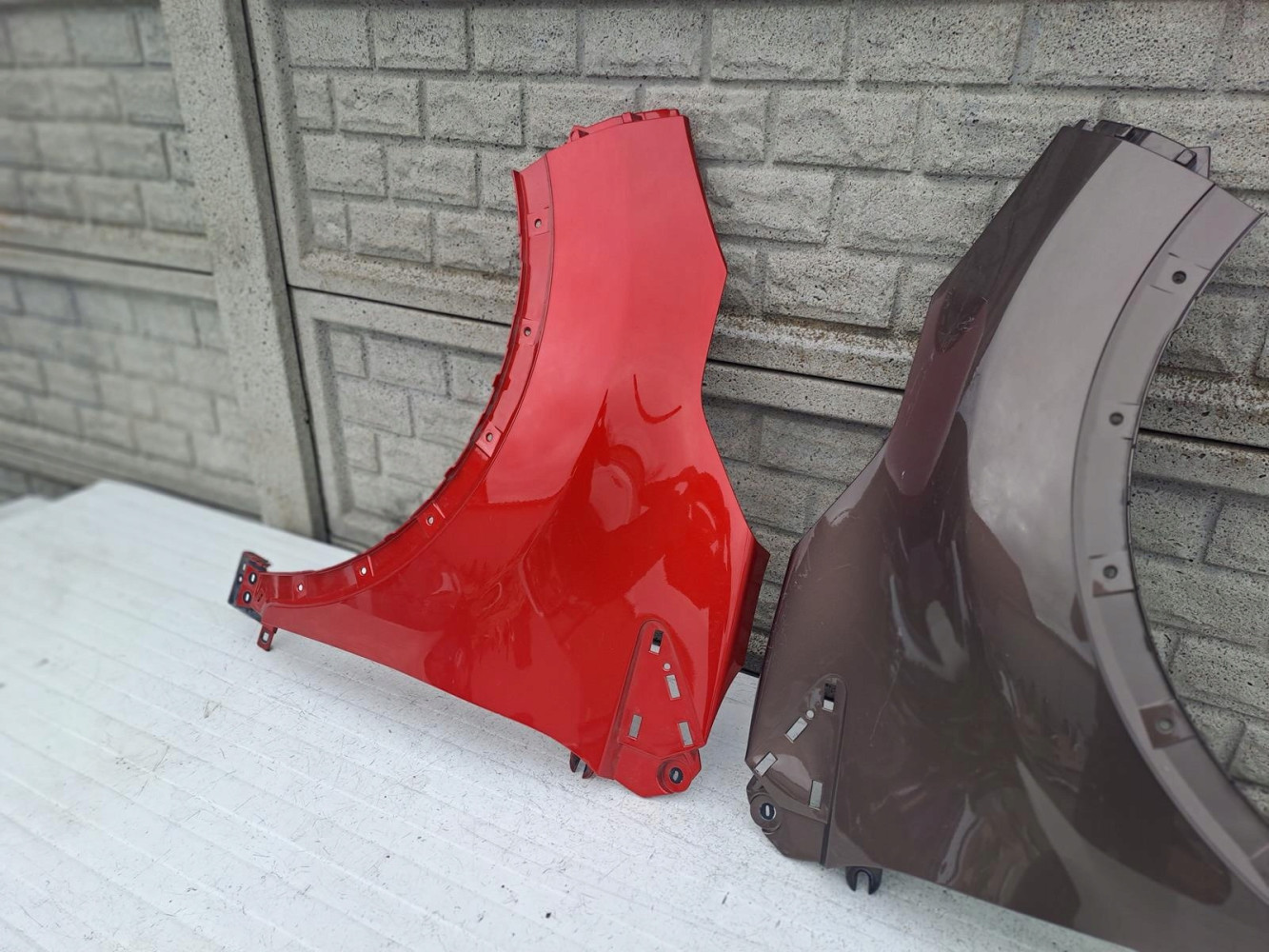 RENAULT CAPTUR 13-18 BŁOTNIK PRZEDNI PRAWY LEWY - (13468131603)