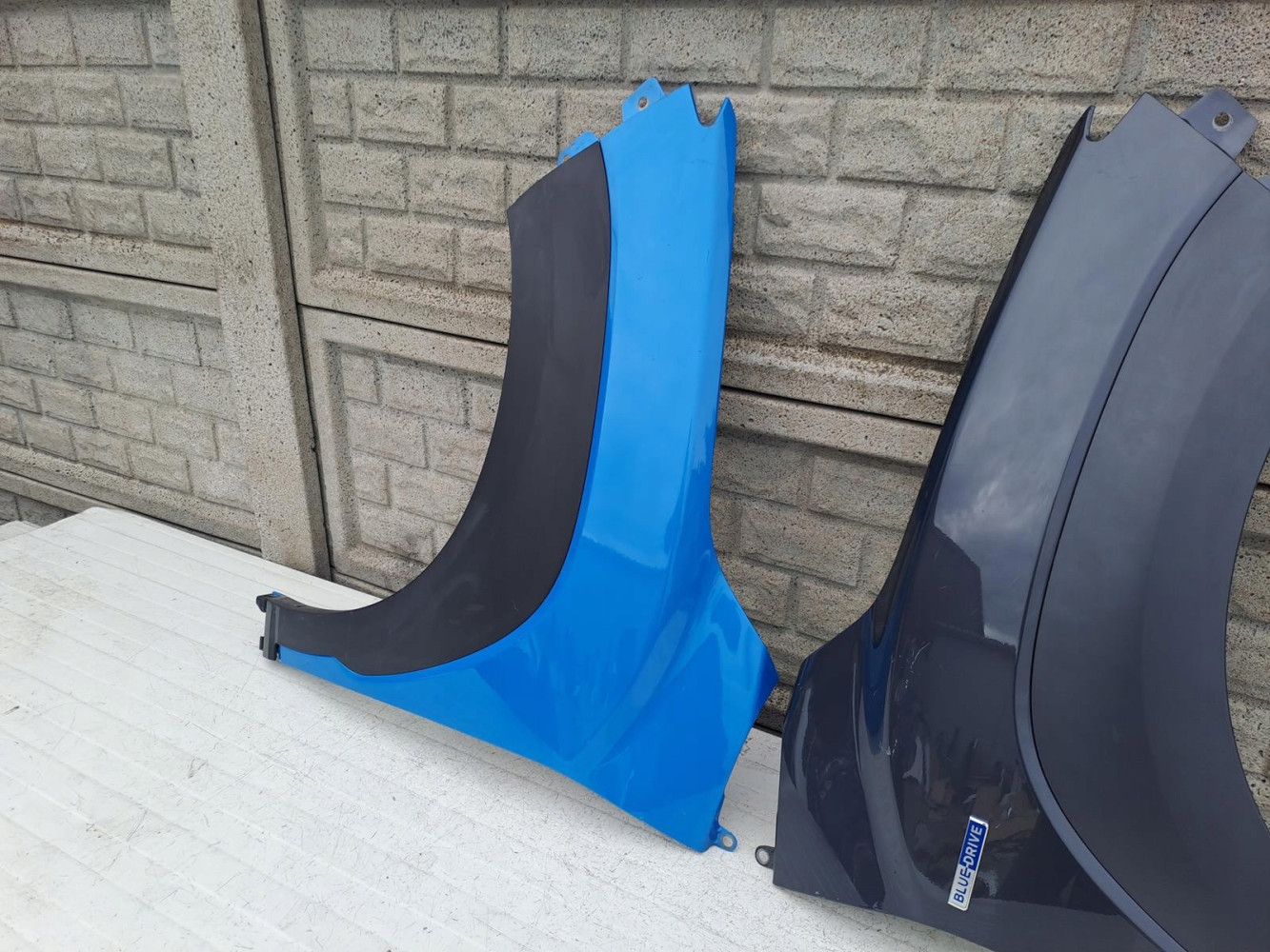 HYUNDAI KONA 18 - 23 BŁOTNIK PRAWY LEWY PRZEDNI - (13468135318)