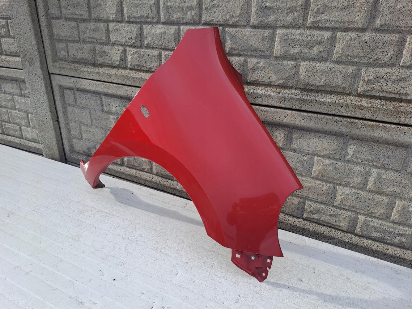 NISSAN MICRA K13 10-13 BŁOTNIK PRZEDNI PRAWY - (13468248949)