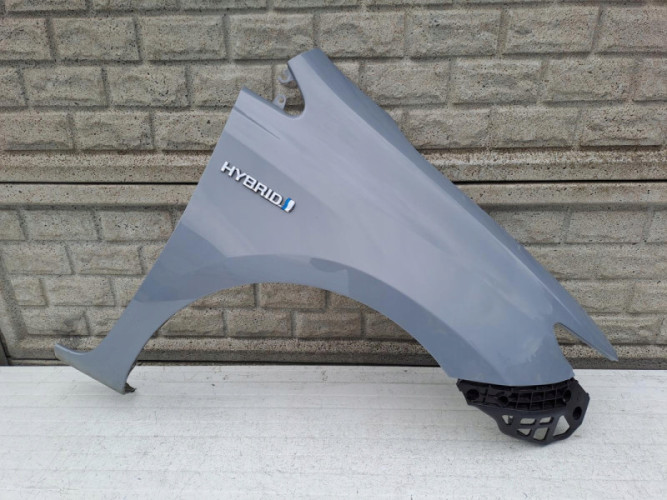 TOYOTA AURIS 13-21 BŁOTNIK PRAWY PRZEDNI - (13474073823)