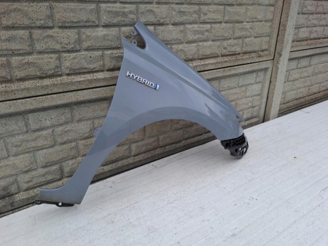 TOYOTA AURIS 13-21 BŁOTNIK PRAWY PRZEDNI - (13474073823)