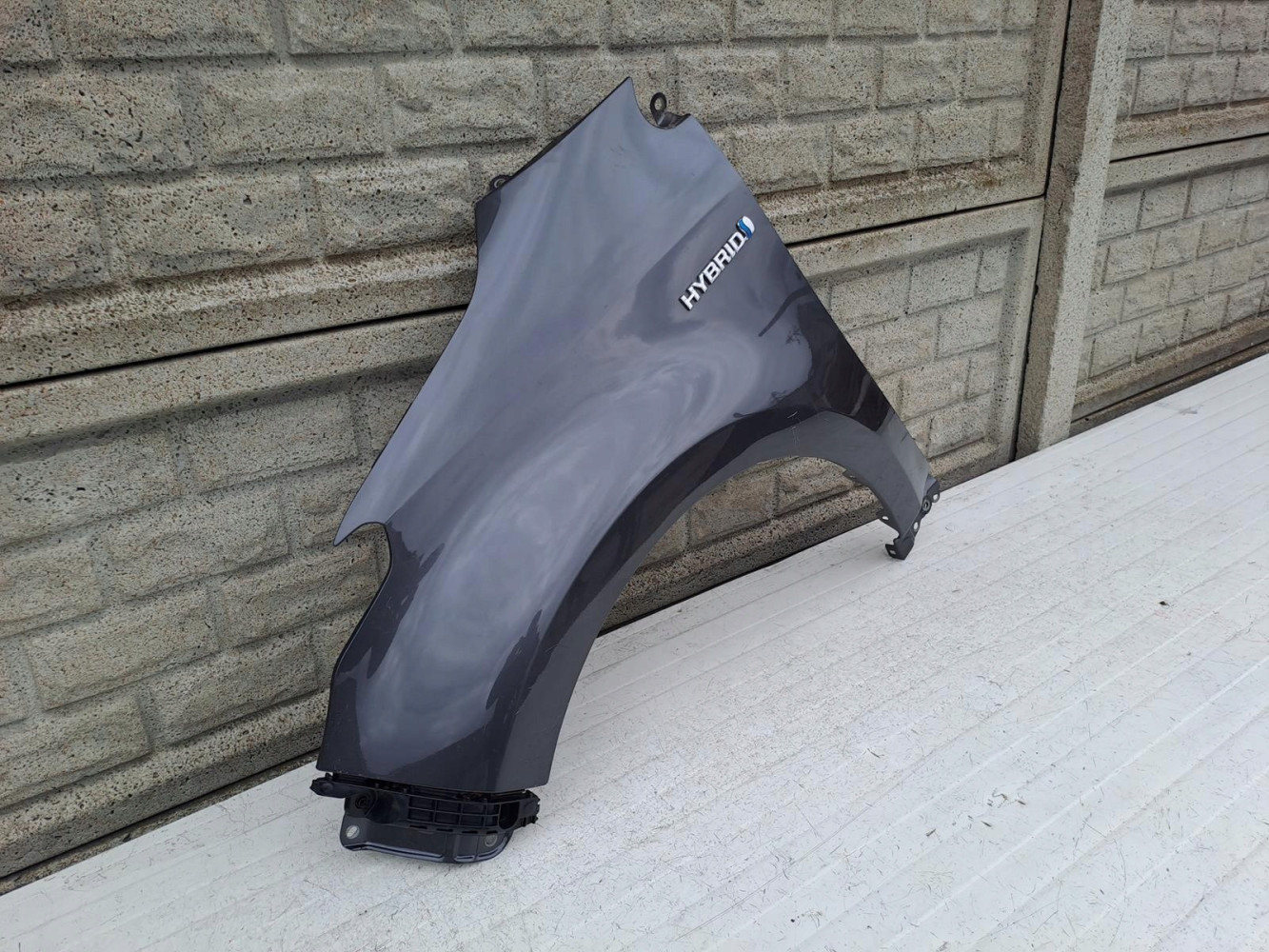 TOYOTA YARIS 4 IV 19-23 BŁOTNIK LEWY PRZEDNI - (13474172714)