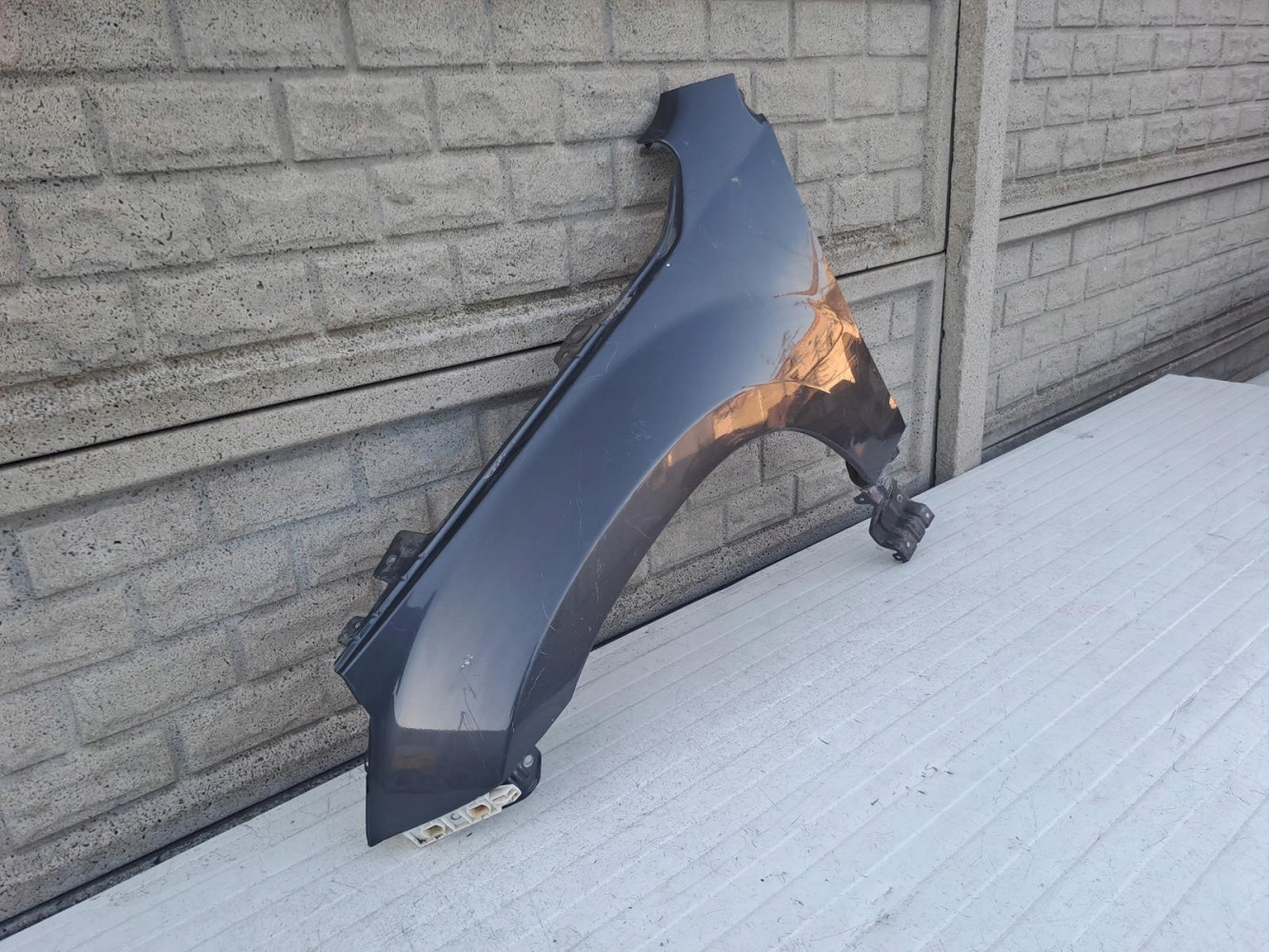 SUZUKI GRAND VITARA LIFT 05-14 BŁOTNIK LEWY PRZÓD - (13491741368)