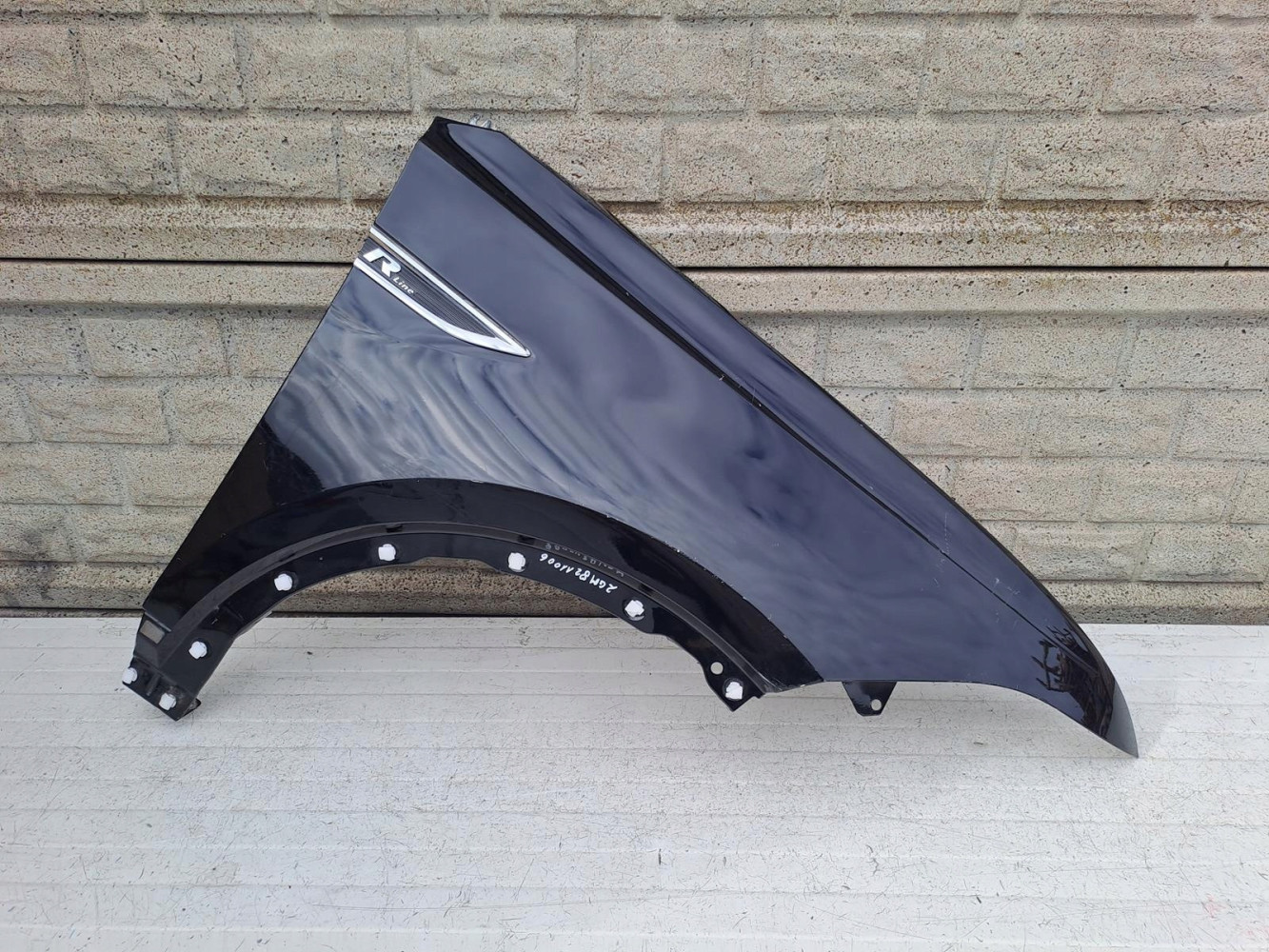 VW T-CROSS T CROSS 18-23 BŁOTNIK PRAWY PRZEDNI - (13496838136)