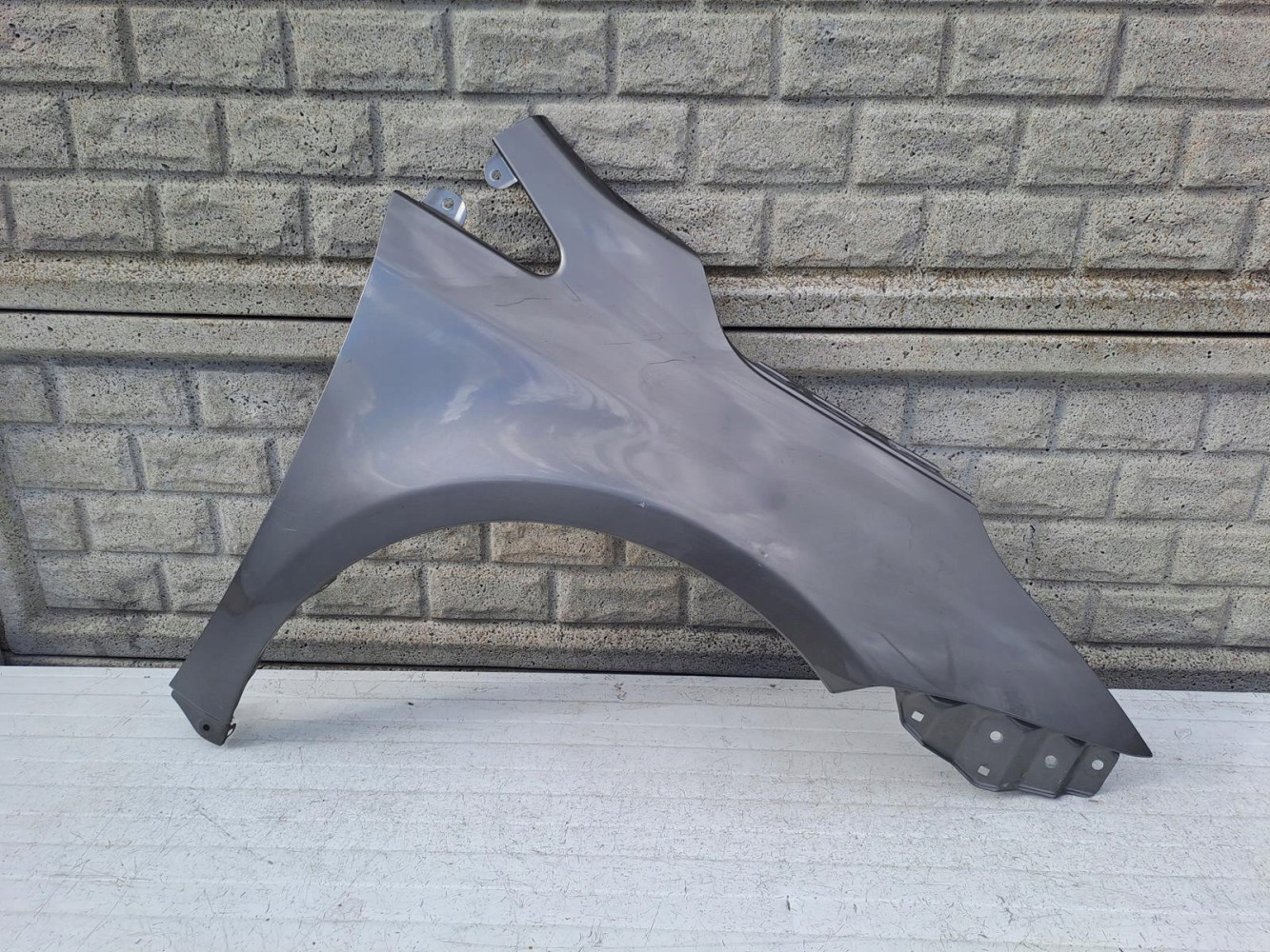 TOYOTA AVENSIS III T28 T29 15- BŁOTNIK PRAWY - (13533426573)