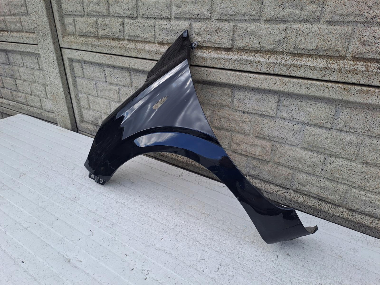 HYUNDAI I10 i 10 2021-2023 BŁOTNIK LEWY PRZÓD - (13533474545)