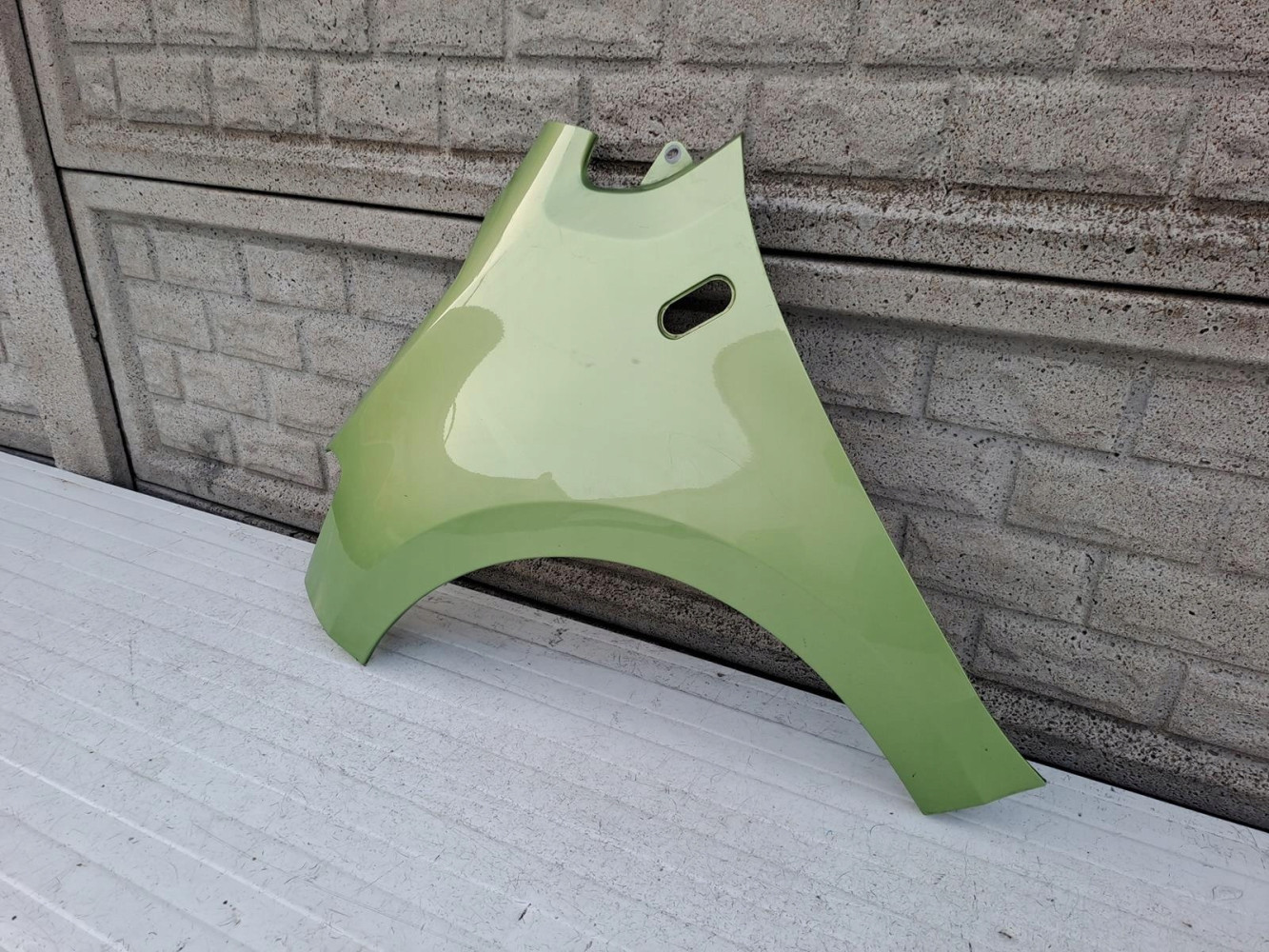 VW UP CITIGO SEAT MII 10-17 BŁOTNIK LEWY PRZEDNI - (13534142717)