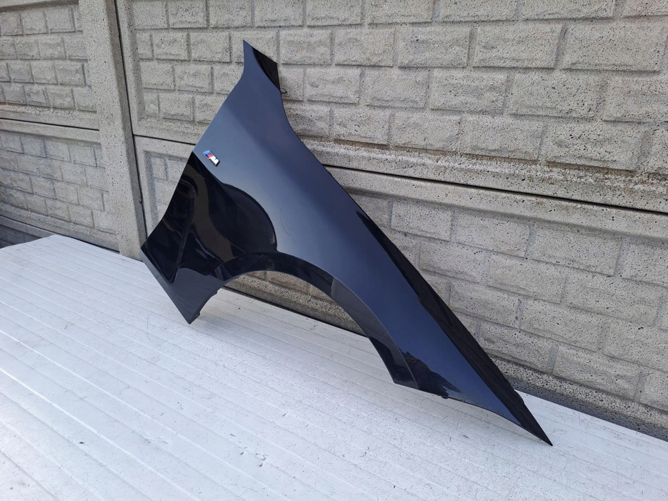 BMW IV 4 G22 G23 BŁOTNIK PRAWY PRZEDNI - (13547805820)