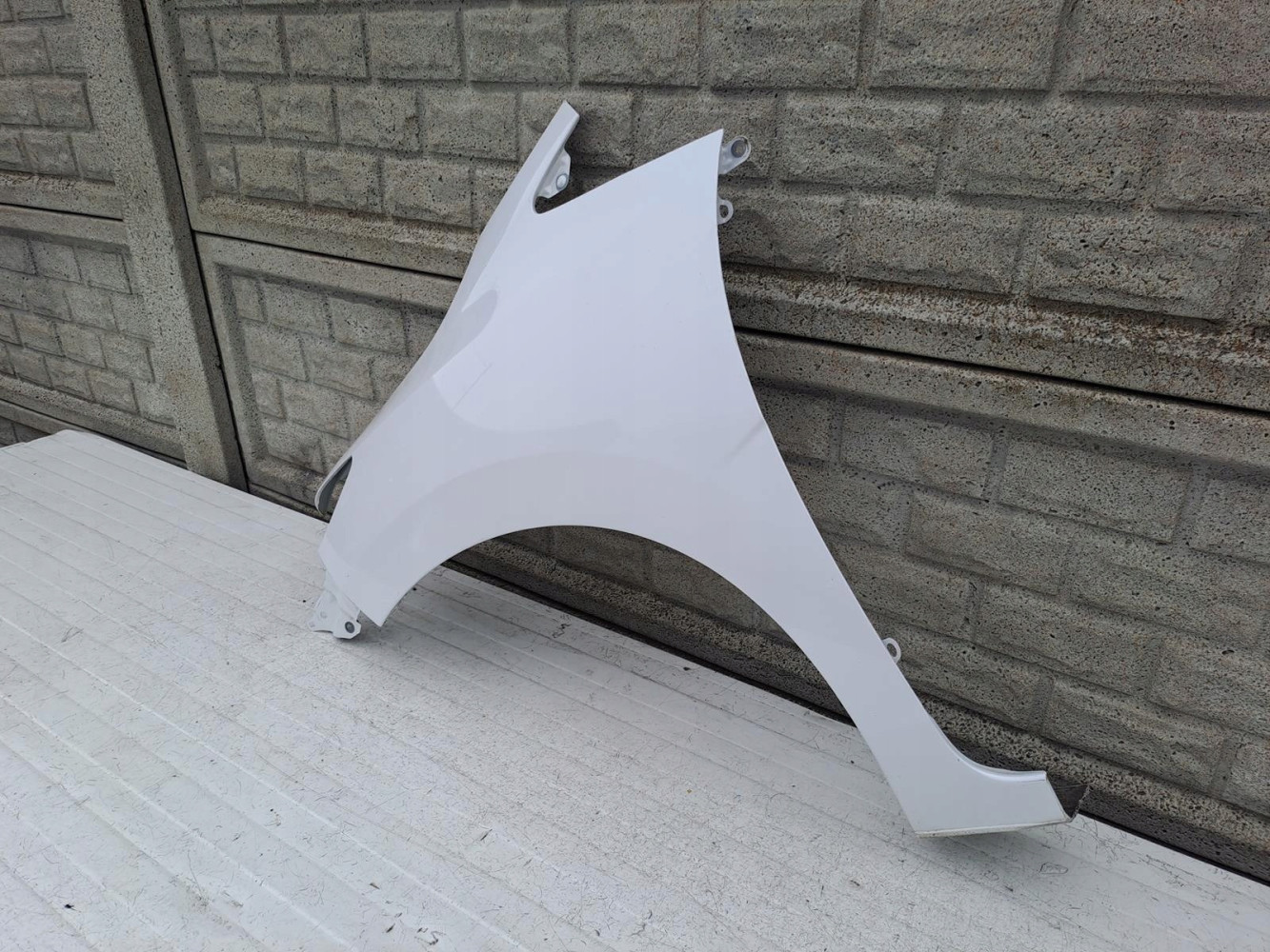 HONDA JAZZ IV 15-20 BŁOTNIK PRZEDNI LEWY - (13569133466)