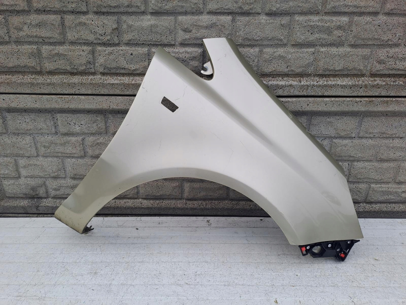 BŁOTNIK PRZEDNI PRAWY OPEL CORSA D 2006-2015 - (13569439586)