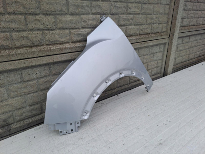 SSANGYONG TIVOLI LIFT 19- BŁOTNIK LEWY PRZEDNI - (13569523214)